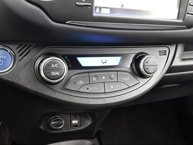 Toyota YARIS 1.5 Hybrid Bi-Tone Limited | Dealeronderhouden | Full Map navigatie |
