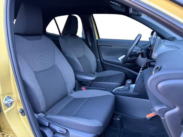 Toyota YARIS Cross 1.5 Hybrid First Edition ? LED ? ACC ? CarPlay