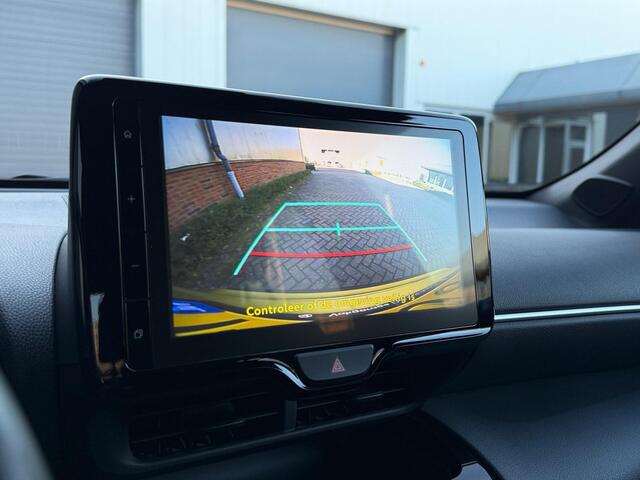 Toyota YARIS Cross 1.5 Hybrid First Edition ? LED ? ACC ? CarPlay