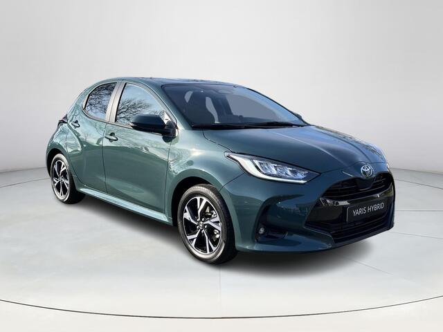 Toyota YARIS 1.5 Hybrid 115 Dynamic | Forest green metallic | Nieuw uit voorraad leverbaar |