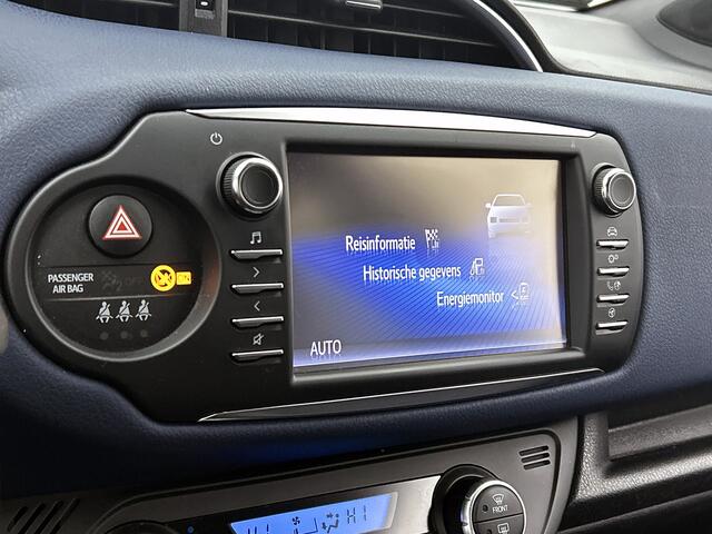 Toyota YARIS 1.5 Hybrid Bi-Tone | Trekhaak tbv Fietsendrager | Dealer Onderhouden | LED | Cruise Control |