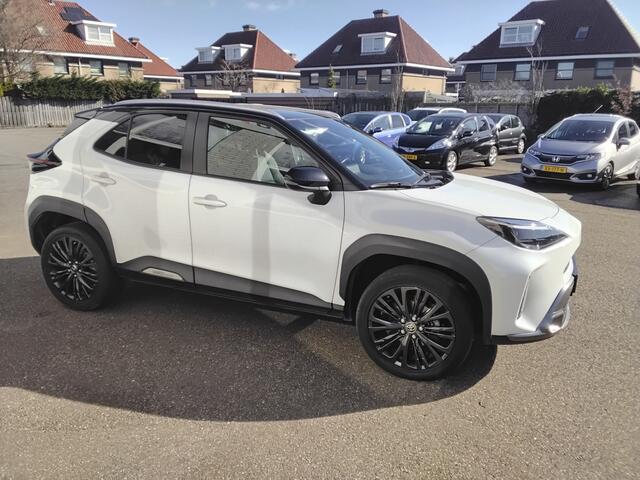 Toyota YARIS Cross 1.5 Hybrid Adventure ,two tone,HUD,BSM,pano,