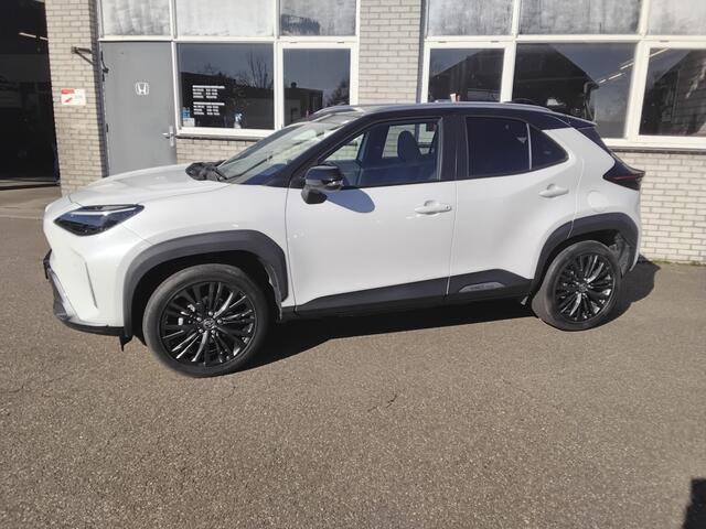 Toyota YARIS Cross 1.5 Hybrid Adventure ,two tone,HUD,BSM,pano,