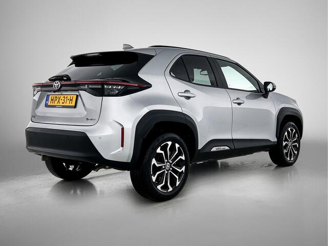 Toyota YARIS Cross 1.5 Hybrid 115 First Edition | Navigatie | Stoel en stuurverwarming | PDC | ACC | Keyless |