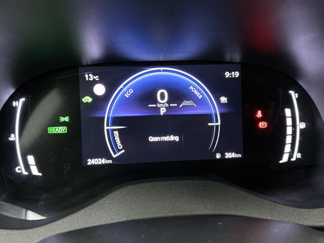 Toyota YARIS Cross 1.5 Hybrid 115 First Edition | Navigatie | Stoel en stuurverwarming | PDC | ACC | Keyless |