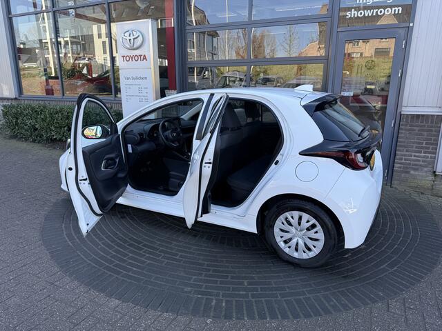 Toyota YARIS 1.5 Hybrid Active