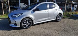 toyota-yaris-1.5-h-executive-nlauto