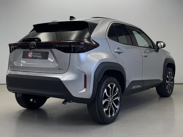 Toyota YARIS Cross 1.5 Hybrid 130 Dynamic | Ongebruikt | PDC V+A | Stuur- Stoelverwarming | Dodehoek | Direct leverbaar!