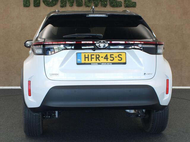 Toyota YARIS Cross 1.5 Hybrid 130 Executive - ORIGINEEL NEDERLANDSE AUTO - AFKOMSTIG VAN 1E EIGENAAR - PARKEERSENSOREN VOOR/ ACHTER - DODEHOEK DETECTIE - ARMSTEUN VOOR - ELEKTRISCHE ACHTERKLEP - JBL AUDIO - NAVIGATIE - VOORSTOELEN VERWARMD