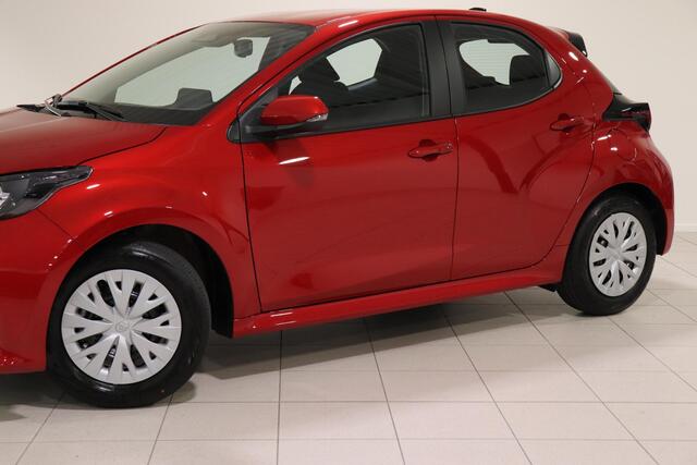 Toyota YARIS 1.5 Hybrid 115 Comfort, Nieuw en snel leverbaar met ¤2000,- inruilpremie!!
