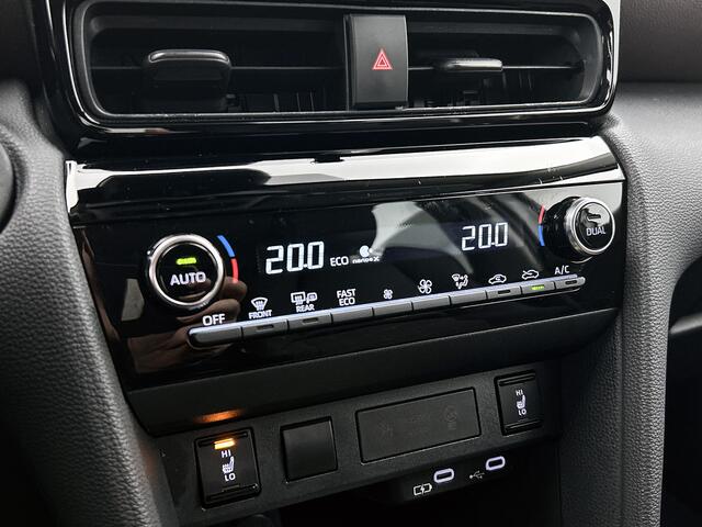 Toyota YARIS Cross 1.5 Hybrid 130 Executive | BTW Voertuig | Stoelverwarming | Achteruitrijcamera |