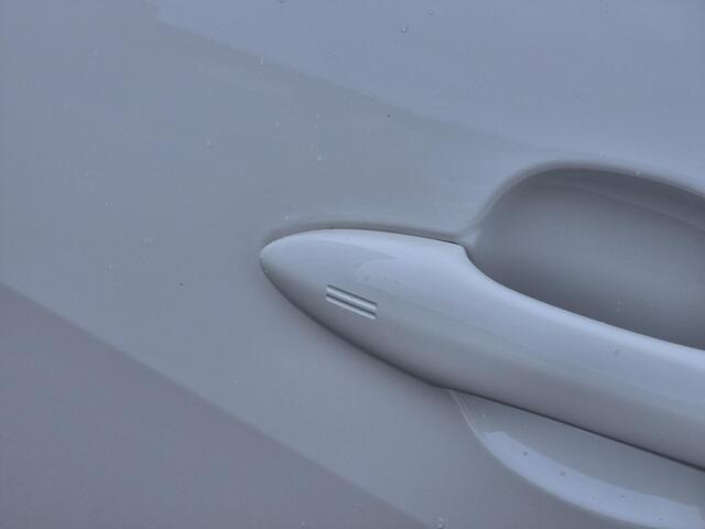 Toyota YARIS 1.5 Hybrid 115 Dynamic