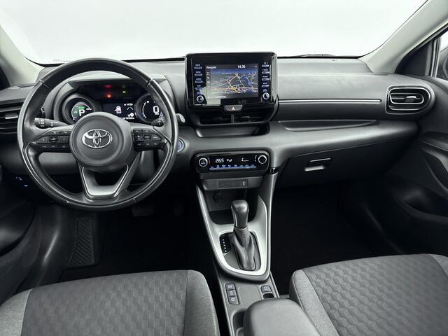 Toyota YARIS 1.5 Hybrid Dynamic Navi | Lichtmetalen Velgen | Apple Carplay/Android Auto | Buitenspiegels Elektrisch + Verwarmd | Elektrische Ramen Voor/Achter |