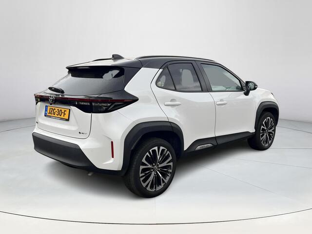 Toyota YARIS Cross 1.5 Hybrid 130 Executive | JBL audio | Elektrische klep | Navigatie | Stoelverwarming | Parkeersensoren |