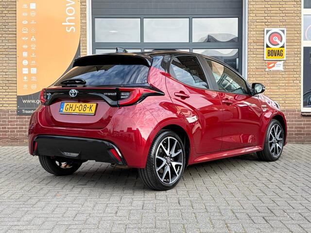 Toyota YARIS 1.5 HYBRID LAUNCH EDITION BI-TONE NAVI/HALF LEDER/STOELVERW./CAMERA