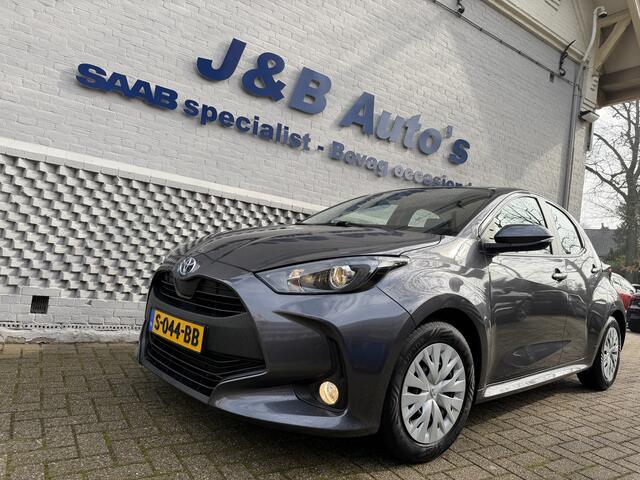 Toyota YARIS 1.5 Hybrid Active Automaat Carplay Stoelverwarming voor Achteruitrijcamera
