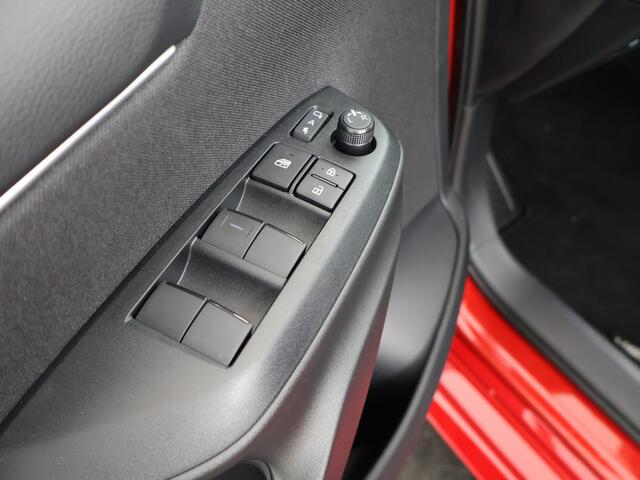 Toyota YARIS 1.5 Hybrid 130 Executive Nu met ¤ 2000,- inruilpremie | uit voorraad leverbaar