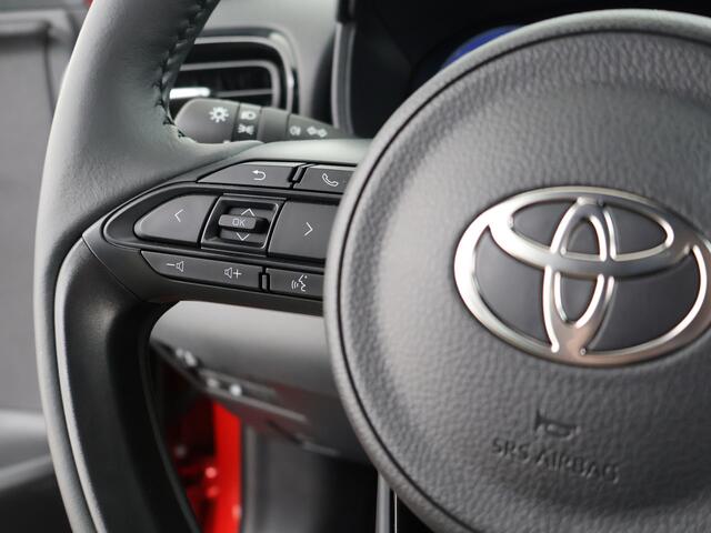 Toyota YARIS 1.5 Hybrid 130 Executive Nu met ¤ 2000,- inruilpremie | uit voorraad leverbaar