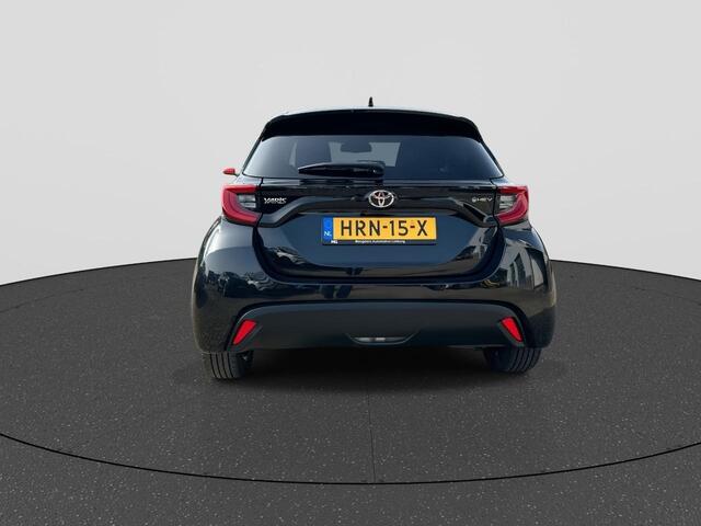 Toyota YARIS 1.5 Hybrid 115 Dynamic | NLauto | Comfort Pack | Stoel & Stuurverwarming | Carplay/AndroidAuto |