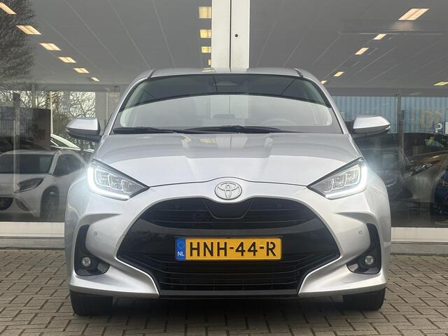 Toyota YARIS 1.5 Hybrid 115 Dynamic Comfort pack | Apple carplay | parkeersensoren | dode hoek detectie | stoelverwarming | stuur verwarming |