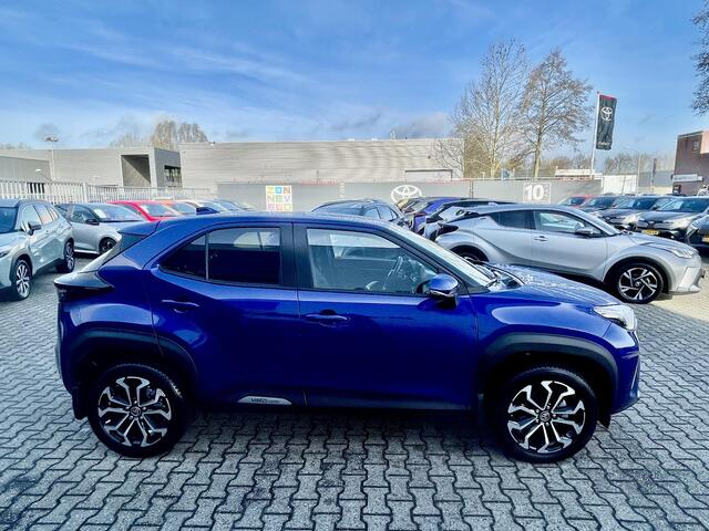 Toyota YARIS Cross 1.5 Hybrid Dynamic Winterpack All season