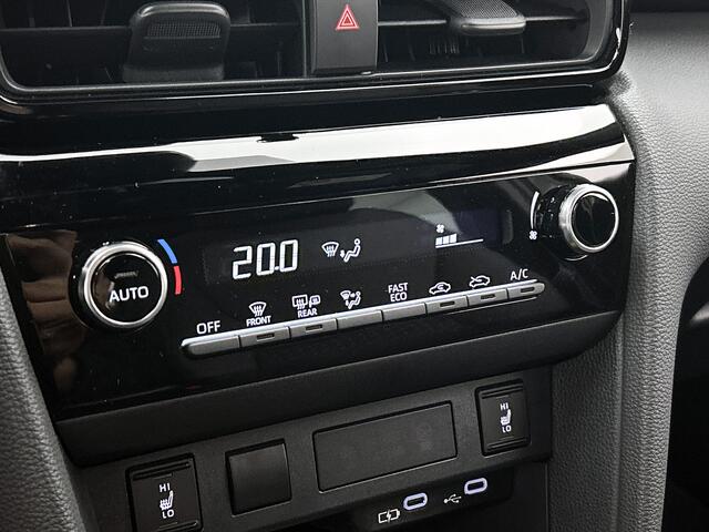 Toyota YARIS Cross 1.5 Hybrid 115 First Edition + Winter Pakket | Dealeronderhouden | Stoel + Stuurverwarming | Facelift Model |