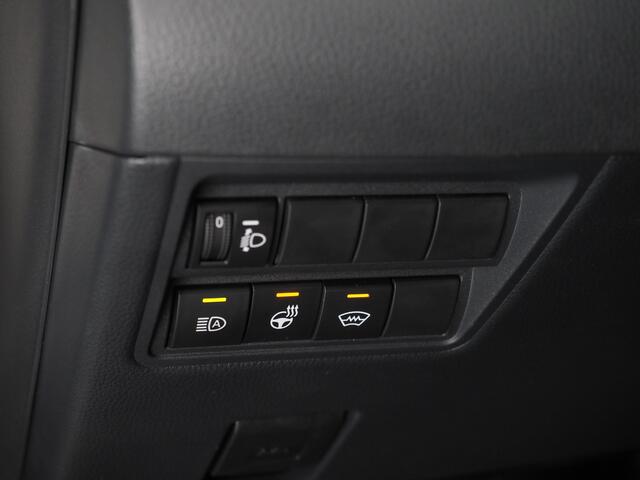 Toyota YARIS Cross 1.5 Hybrid 130 Dynamic | Safety/ Winter Pakket | Dodehoekdetectie | Stuurwiel- En Stoelverwarming | Botsherkenning | Grootlichtassistent