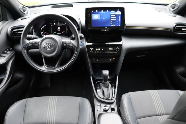 Toyota YARIS Cross 1.5 Hybrid Adventure AWD, Head Up Display