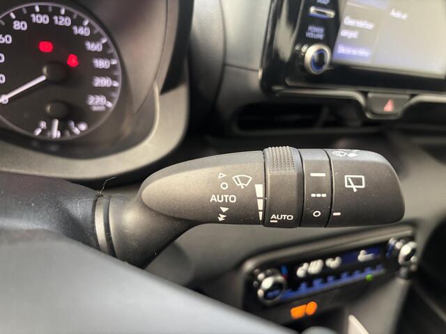 Toyota YARIS 1.5 Hybrid Active