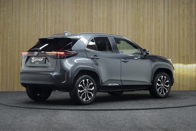 Toyota YARIS Cross 1.5 Hybrid 115 First Edition | Adaptive-cruise | Camera | Clima | Apple Carplay & Android Auto | Navigatie | Keyless | Stoel & Stuurverwarming | Dodehoekdetectie