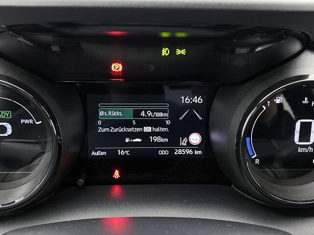 Toyota YARIS 1.5 Hybrid Executive