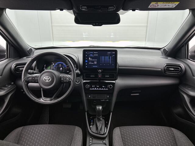 Toyota YARIS Cross 1.5 Hybrid 115 First Edition | Stuur+stoel+ruitverwarming | Parkeersensoren V+A | Adaptive Cruise Control |