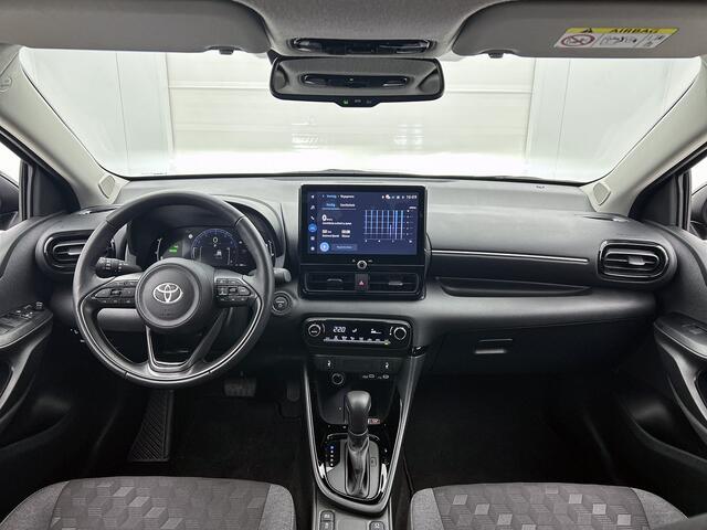Toyota YARIS 1.5 Hybrid Dynamic | BTW Voertuig | Achteruitrijcamera | Stoelverwarming |