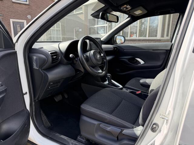 Toyota YARIS Cross 1.5 Hybrid 115 Dynamic sidesteps l Camera l Navigatie