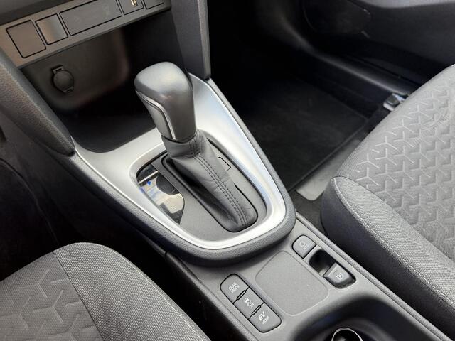 Toyota YARIS Cross 1.5 Hybrid 115 Dynamic sidesteps l Camera l Navigatie