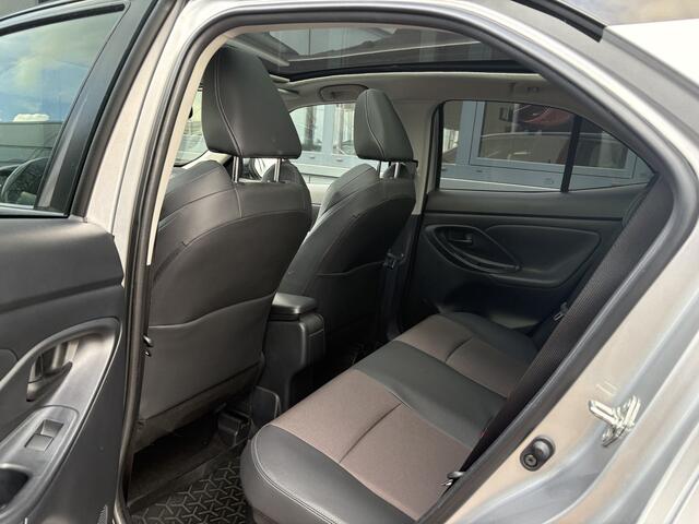 Toyota YARIS Cross 1.5 Hybrid Adventure PANORAMADAK/LEDER/JBLAUDIO/HUD/PDC/18INCH