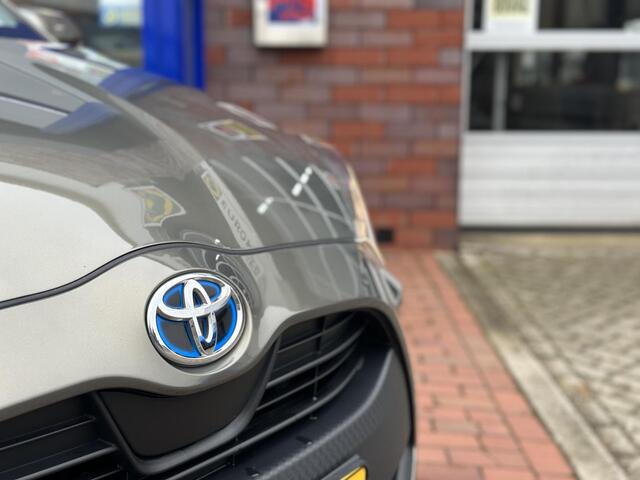 Toyota YARIS 1.5 Hybrid Active | Camera | Apple Carplay/Android Auto