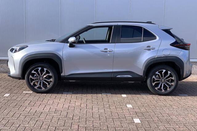 Toyota YARIS Cross 1.5 Hybrid 115 Dynamic | Comfort Pack | Stoel- en Stuurverwarming | Voorruit Verwarming| Apple Carplay | Camera