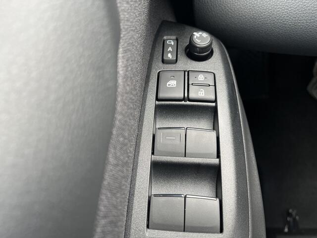 Toyota YARIS 1.5 Hybrid 115 Dynamic Comfort Pack | Nu met EXTRA INRUILVOORDEEL VAN ¤ 2.000,-