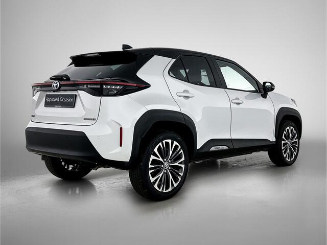 Toyota YARIS Cross 1.5 Hybrid Executive | BTW Voertuig | Panoramadak | Stoelverwarming | Head-up display |