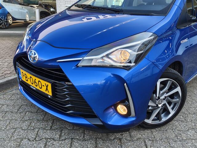 Toyota YARIS 1.5 Hybrid Premium | Pano | Navi | Cruise Control | DAB