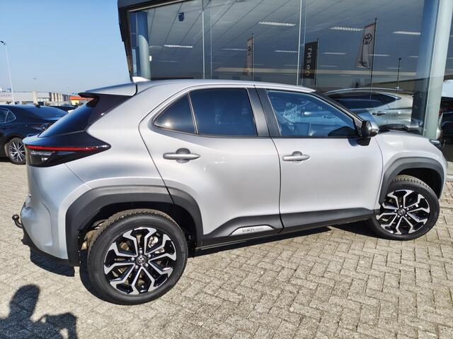 Toyota YARIS Cross 1.5 Hybrid First Edition | Trekhaak | Navi | Keyless Start & Ent