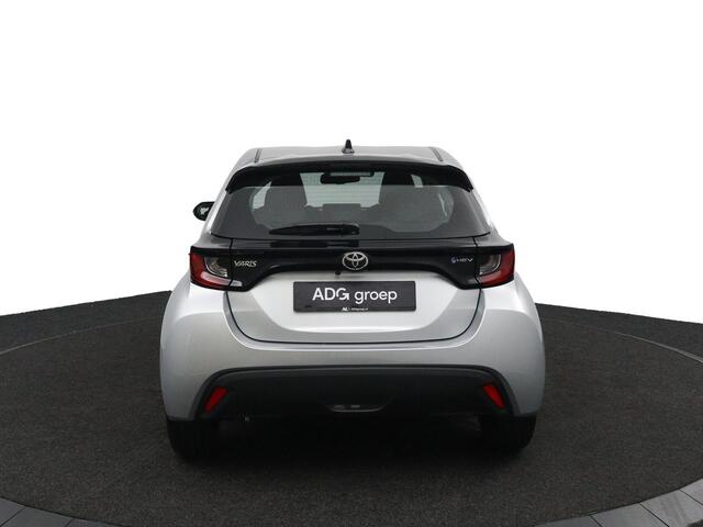 Toyota YARIS 1.5 Hybrid 115 Comfort | Nieuwe Auto | Uit Voorraad leverbaar | Apple Carplay & Android Auto |