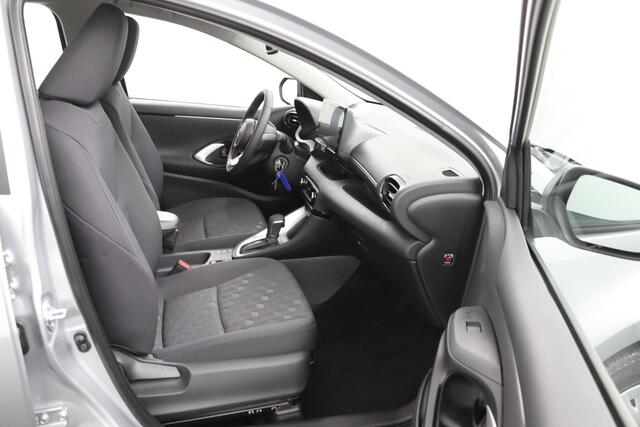 Toyota YARIS 1.5 Hybrid 115 Comfort | Nieuwe Auto | Uit Voorraad leverbaar | Apple Carplay & Android Auto |