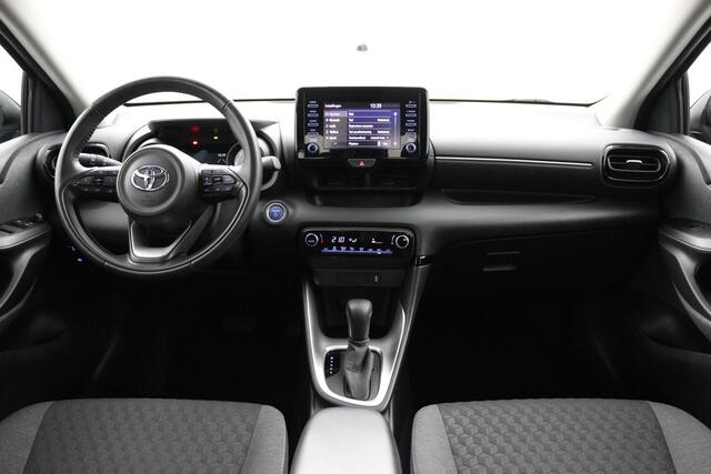 Toyota YARIS 1.5 Hybrid Dynamic | Lage kilometerstand | Parkeercamera | Navigatie |