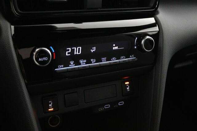 Toyota YARIS Cross 1.5 Hybrid 115 Dynamic Comfort Pack | Nieuw uit Voorraad leverbaar! |