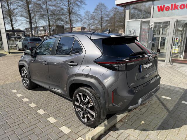 Toyota YARIS Cross 1.5 Hybrid 130 Executive Plus Pack | GEEN AFLEVERKOSTEN | Elektrische achterklep, Parkeersensoren, Dodehoekdetectie