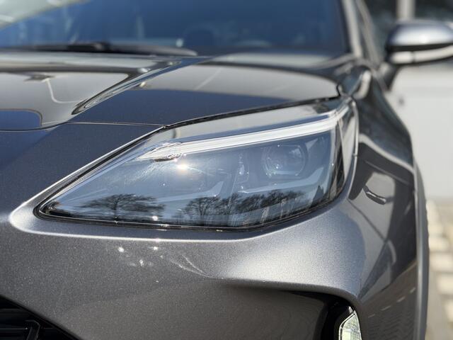 Toyota YARIS Cross 1.5 Hybrid 130 Executive Plus Pack | GEEN AFLEVERKOSTEN | Elektrische achterklep, Parkeersensoren, Dodehoekdetectie