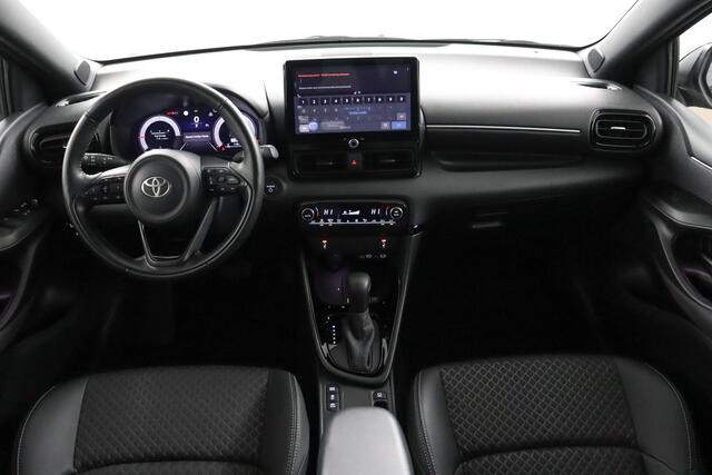Toyota YARIS 1.5 Hybrid 130 Executive | Apple Carplay/Android Auto | Stoel/Stuurverwarming | Parkeersensoren | Parkeercamera |