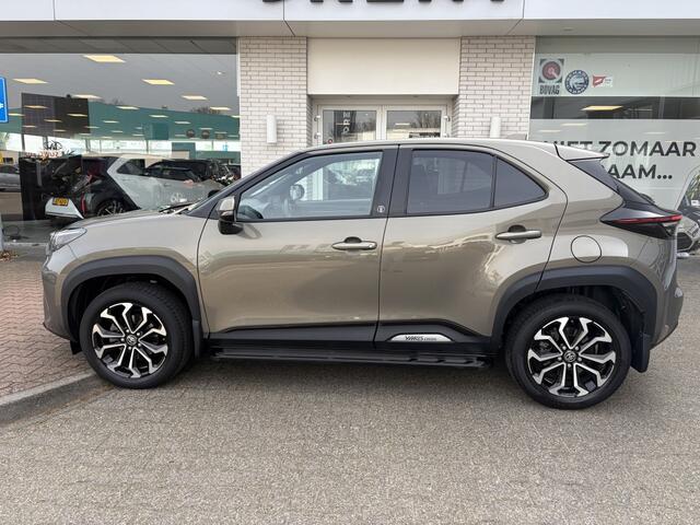 Toyota YARIS Cross 1.5 Hybrid Dynamic | Trekhaak Afn. | All-season | Treeplanken